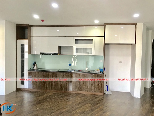 Hình ảnh tủ bếp acrylic nhà anh Huấn sau khi thi công tại chung cư Vinaconex Kim Giang